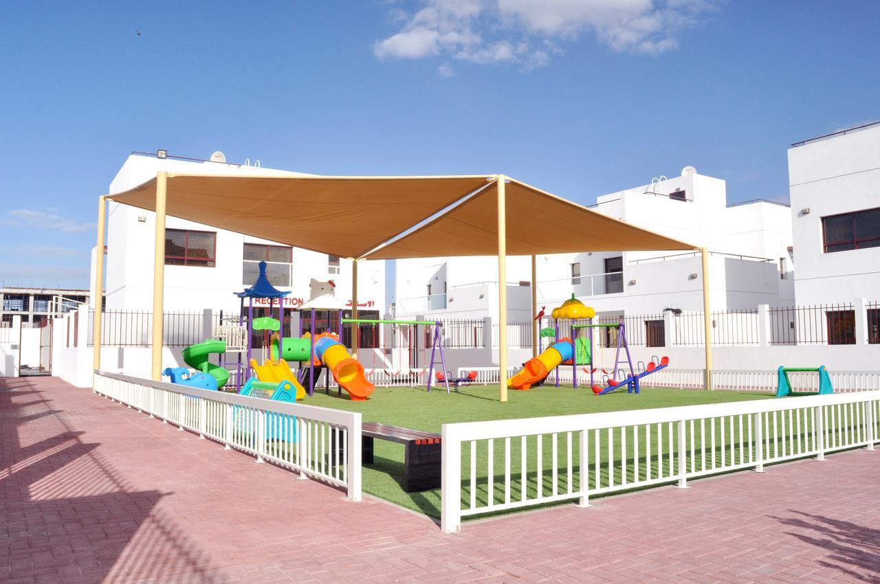 Ewan Grand Resort Ajman Esterno foto