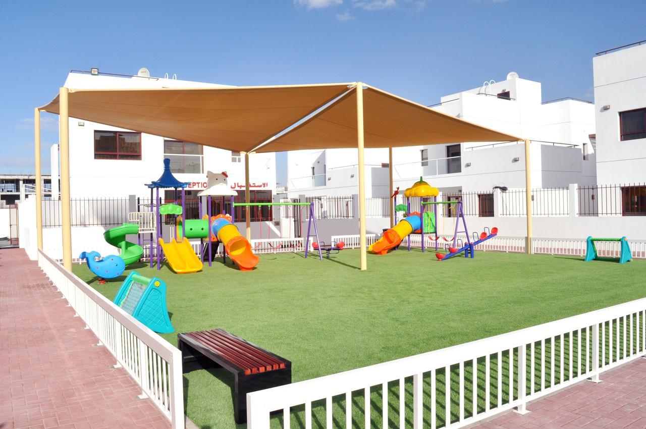 Ewan Grand Resort Ajman Esterno foto