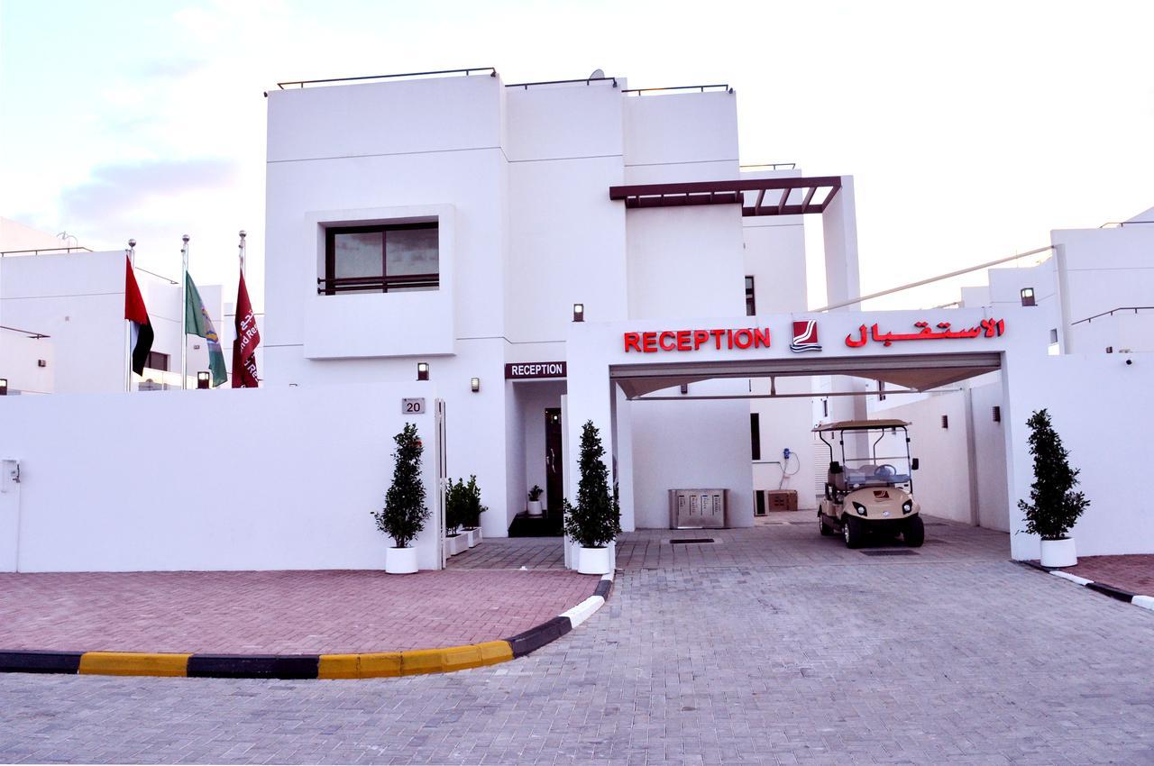 Ewan Grand Resort Ajman Esterno foto