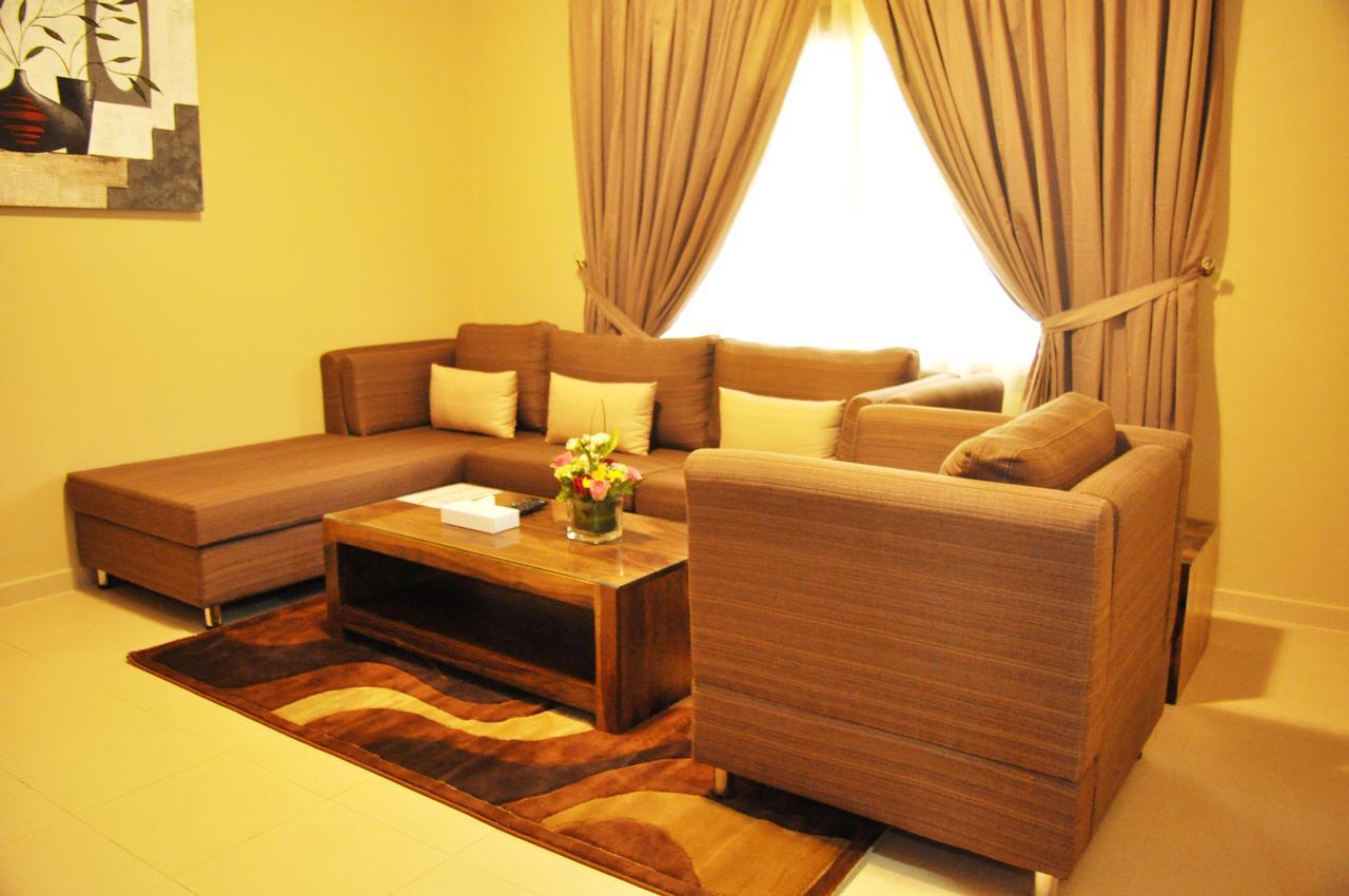 Ewan Grand Resort Ajman Esterno foto